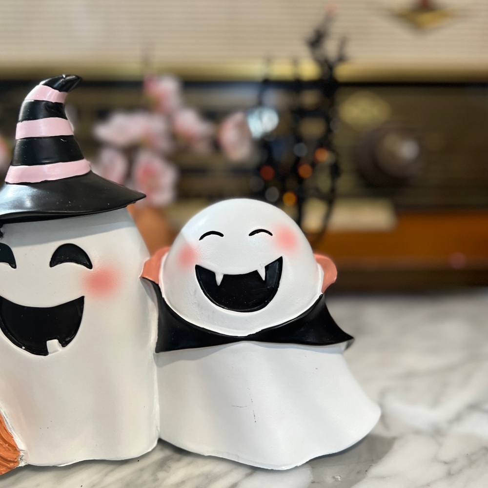 ✨NEW👻Goblin and Ghoul Halloween Ghosts In Costume Trio Decor👻 - Picture 6 of 13